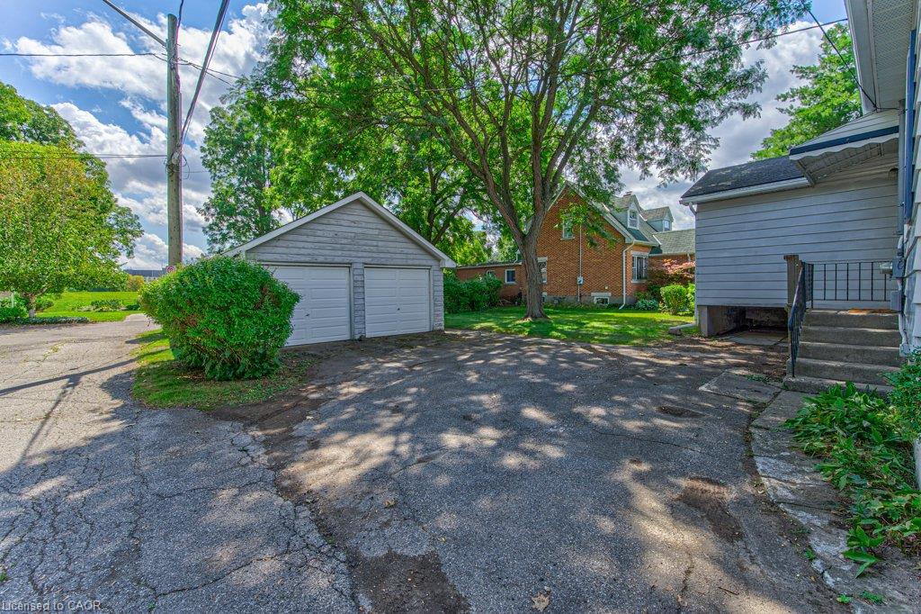 321 Highland Park Property Photo 24