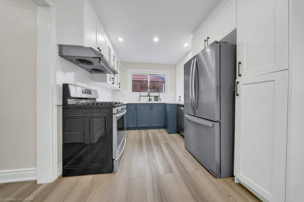 441 West 5th Street Property Photo 10