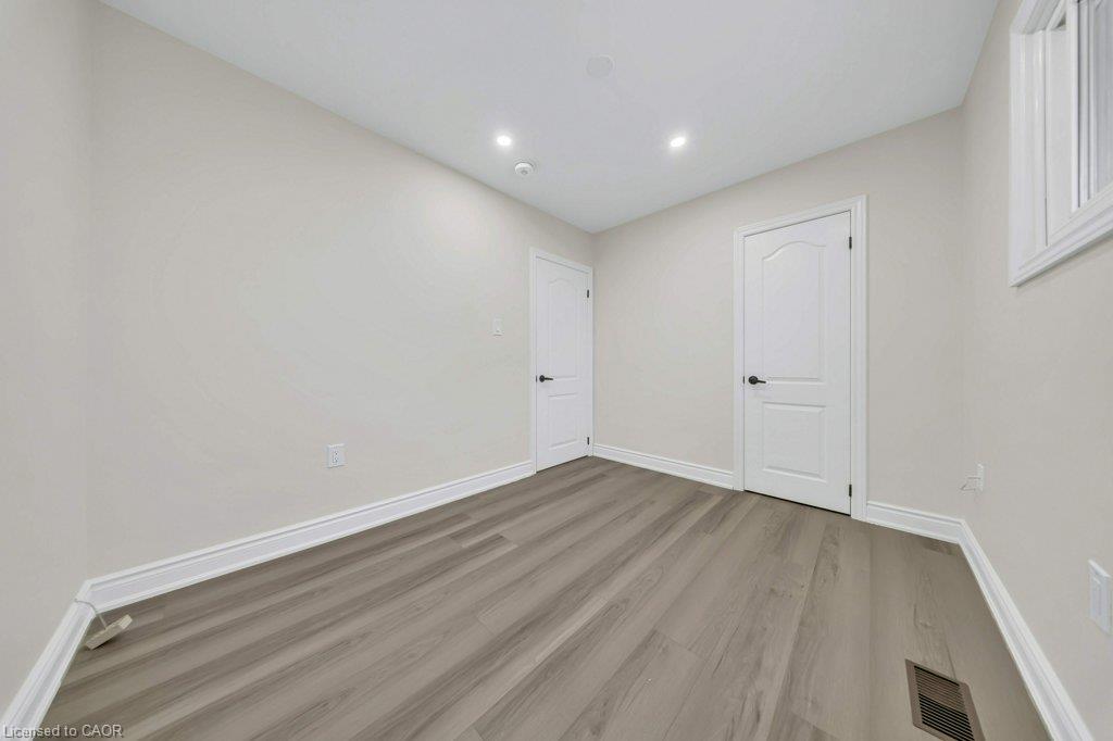 441 West 5th Street Property Photo 15