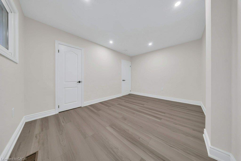 441 West 5th Street Property Photo 18