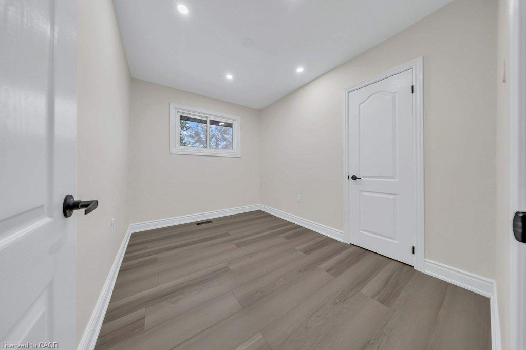 441 West 5th Street Property Photo 19