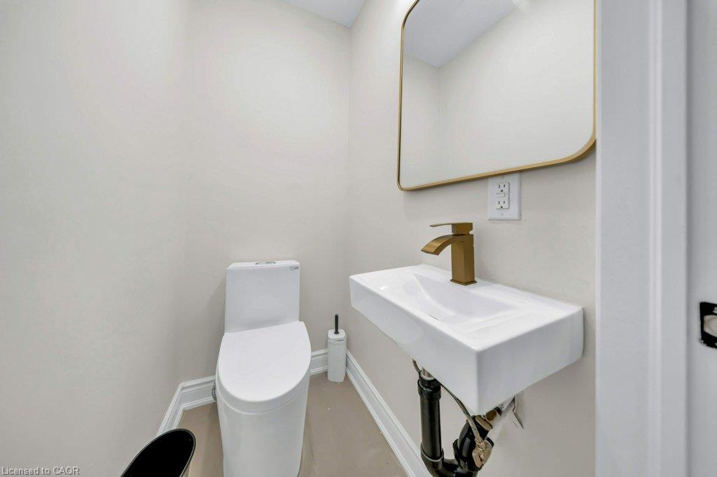 441 West 5th Street Property Photo 21