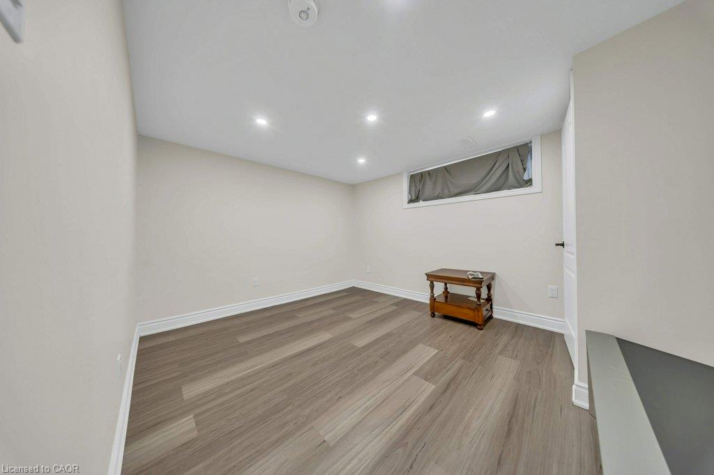 441 West 5th Street Property Photo 29