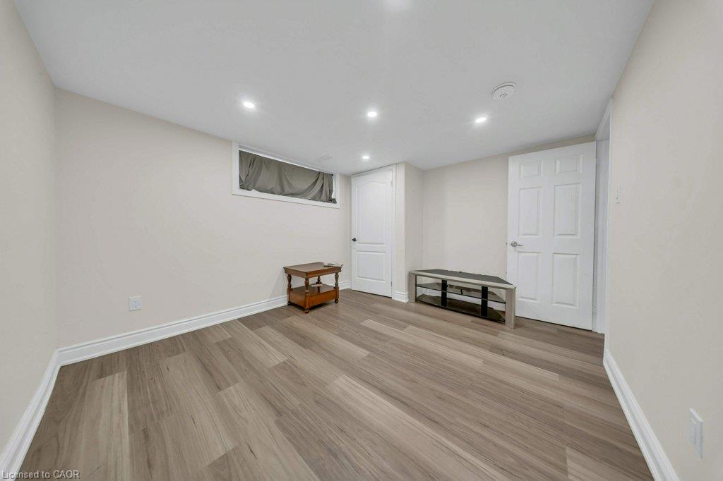 441 West 5th Street Property Photo 30