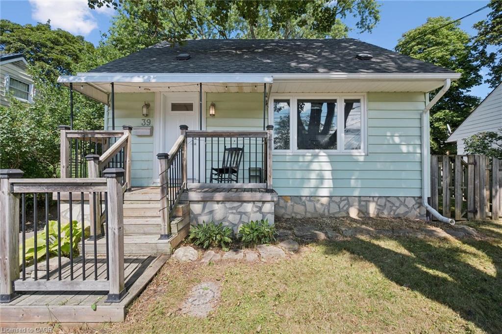 39 Ridgewood Avenue Property Photo 1