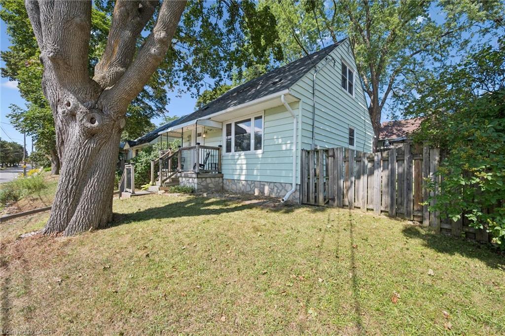 39 Ridgewood Avenue Property Photo 8