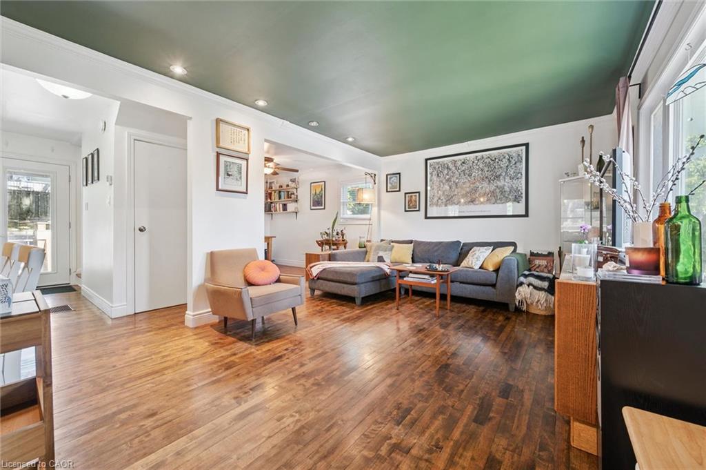 39 Ridgewood Avenue Property Photo 11