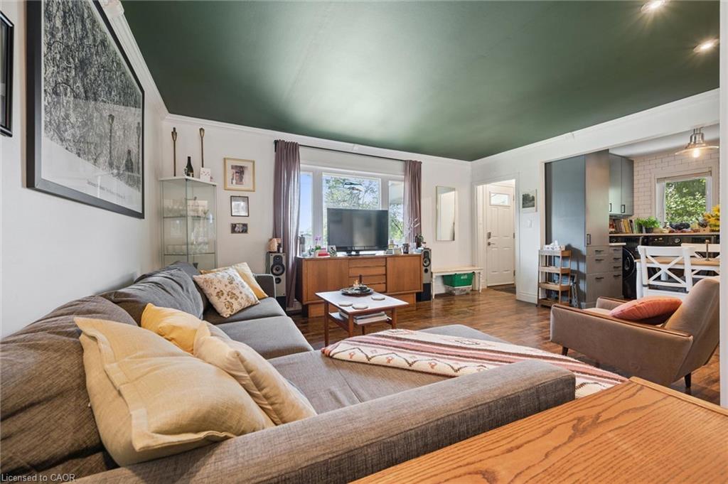 39 Ridgewood Avenue Property Photo 16
