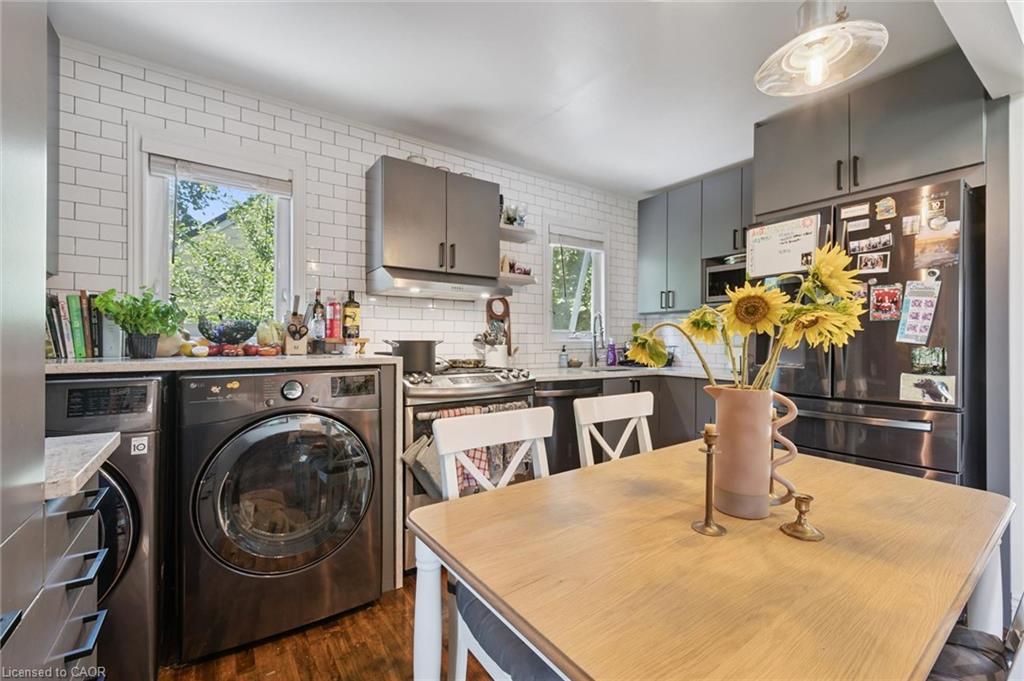 39 Ridgewood Avenue Property Photo 22