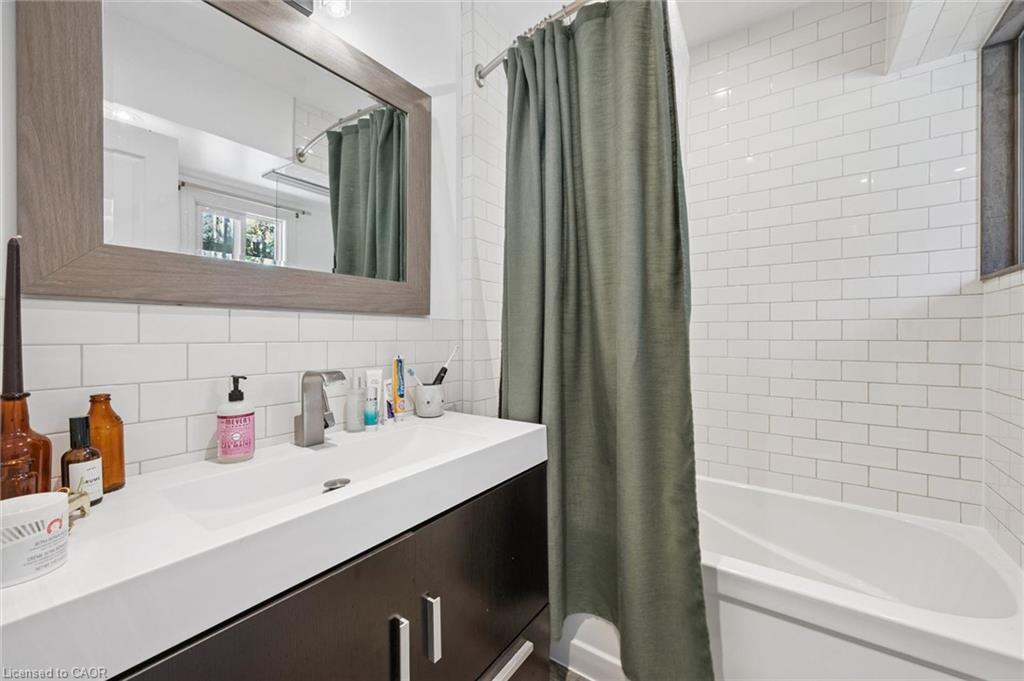 39 Ridgewood Avenue Property Photo 27