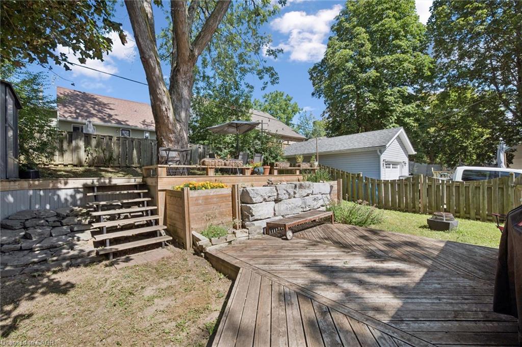 39 Ridgewood Avenue Property Photo 32