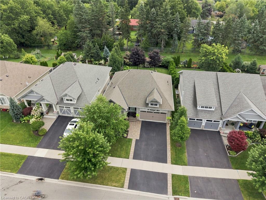 13 Oakdale Boulevard Property Photo 3