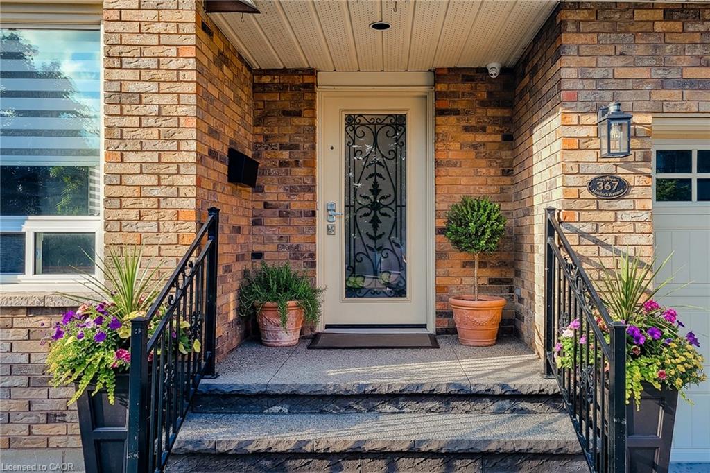 367 Hemlock Avenue Property Photo 12