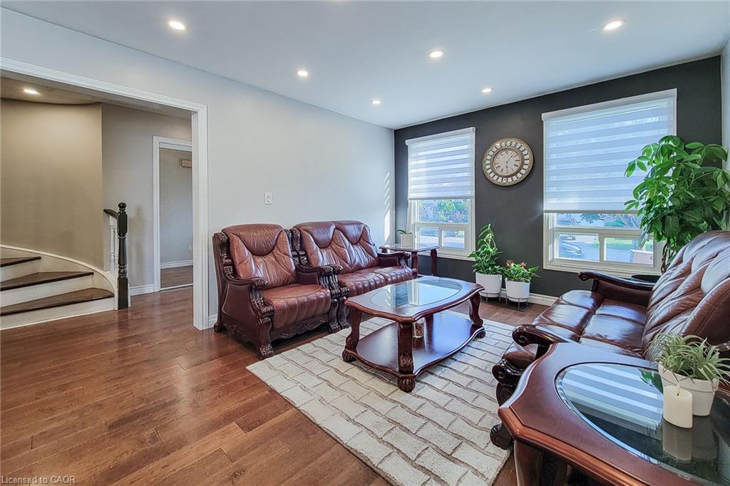 367 Hemlock Avenue Property Photo 14