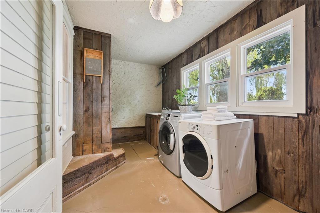 318 Guelph Avenue Property Photo 22