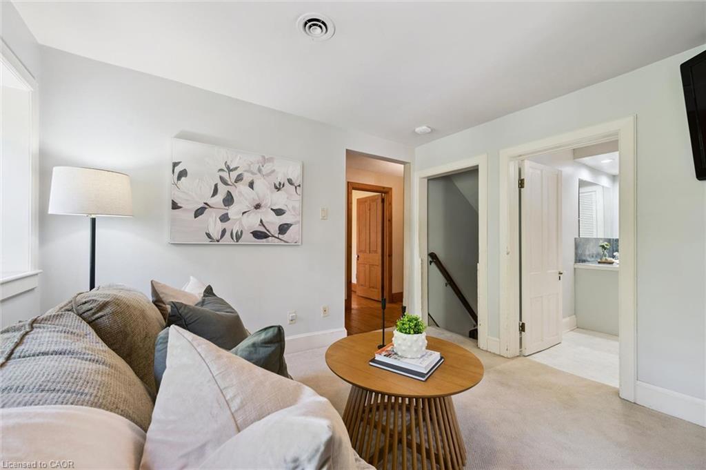 318 Guelph Avenue Property Photo 24