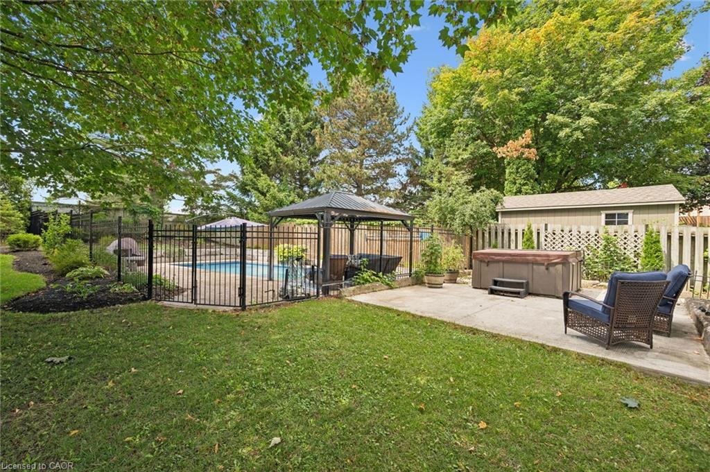 318 Guelph Avenue Property Photo 38