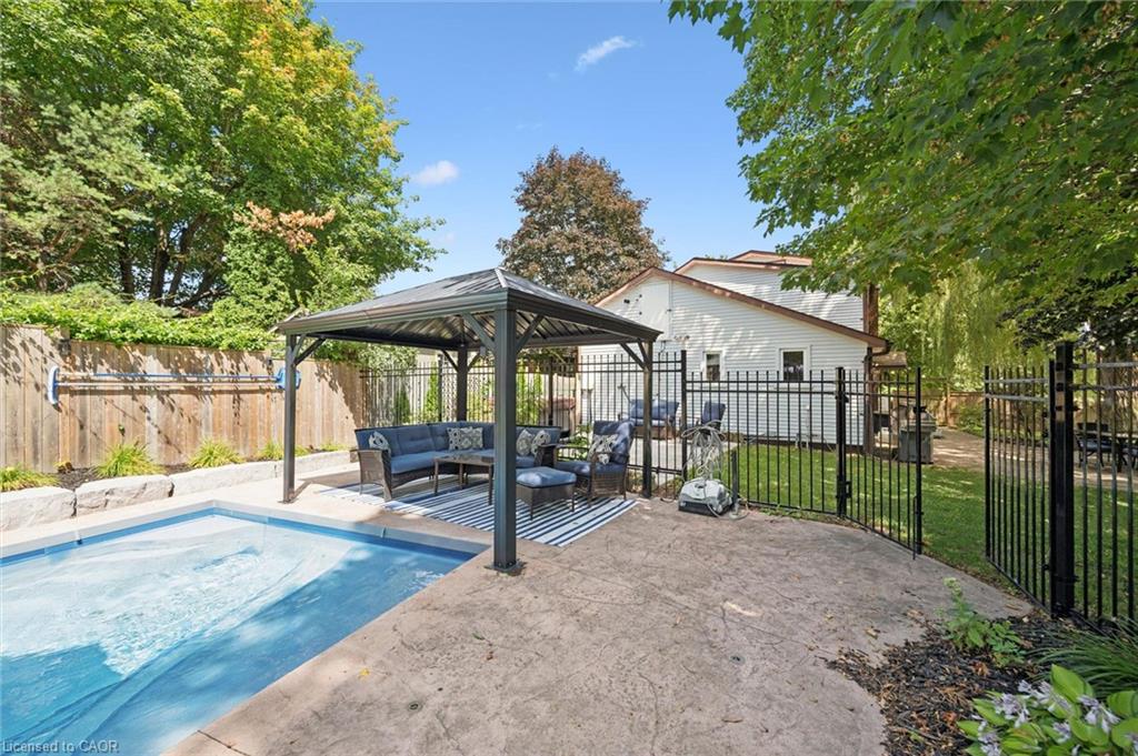 318 Guelph Avenue Property Photo 39