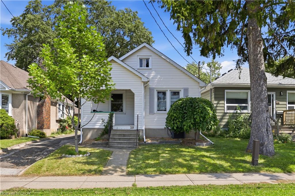218 Lake Street Property Photo 1