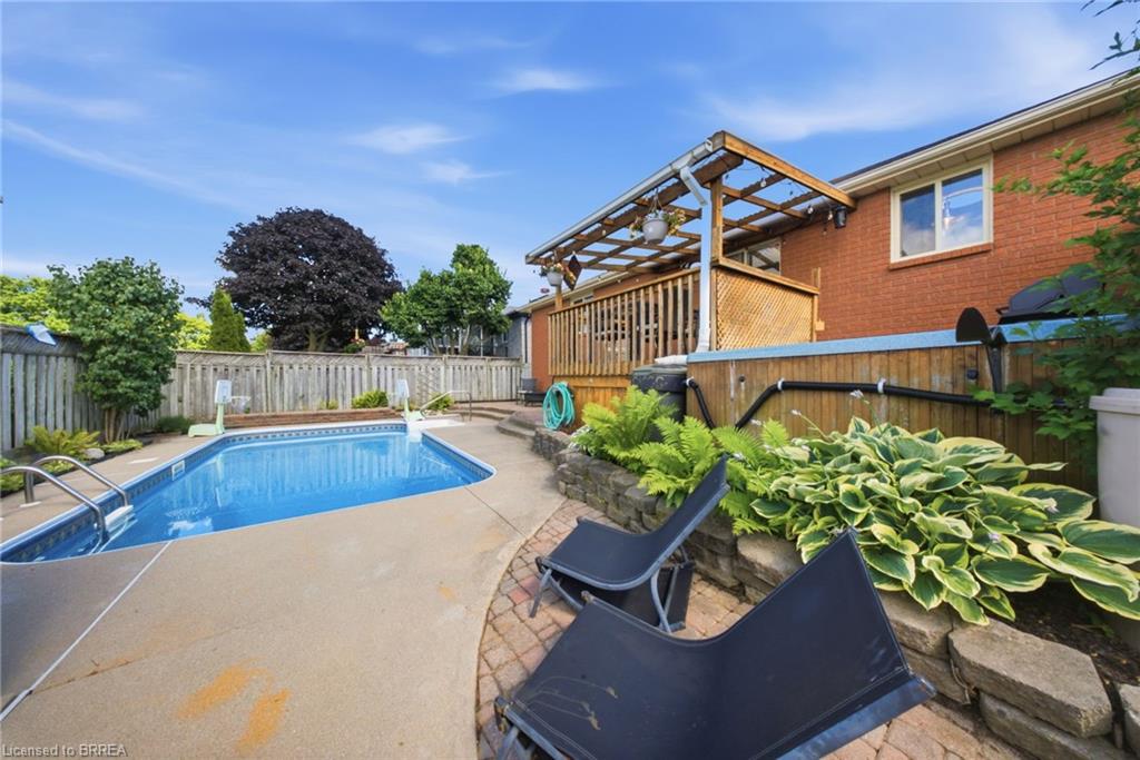 68 Allensgate Drive Property Photo 34