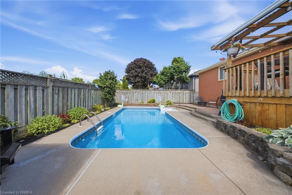 68 Allensgate Drive Property Photo 35