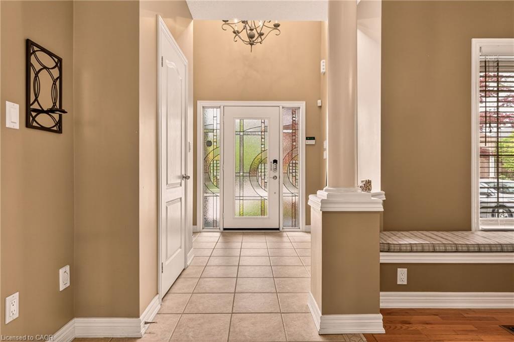 76 Moorland Crescent Property Photo 4