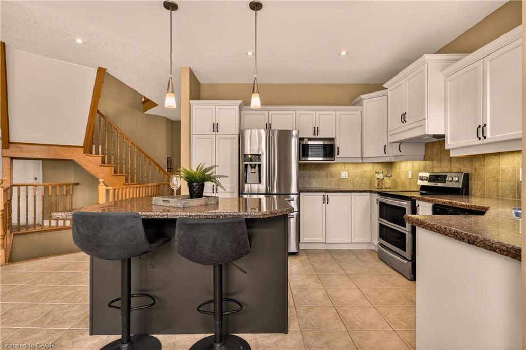 76 Moorland Crescent Property Photo 15