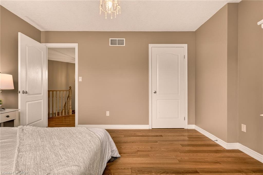 76 Moorland Crescent Property Photo 34