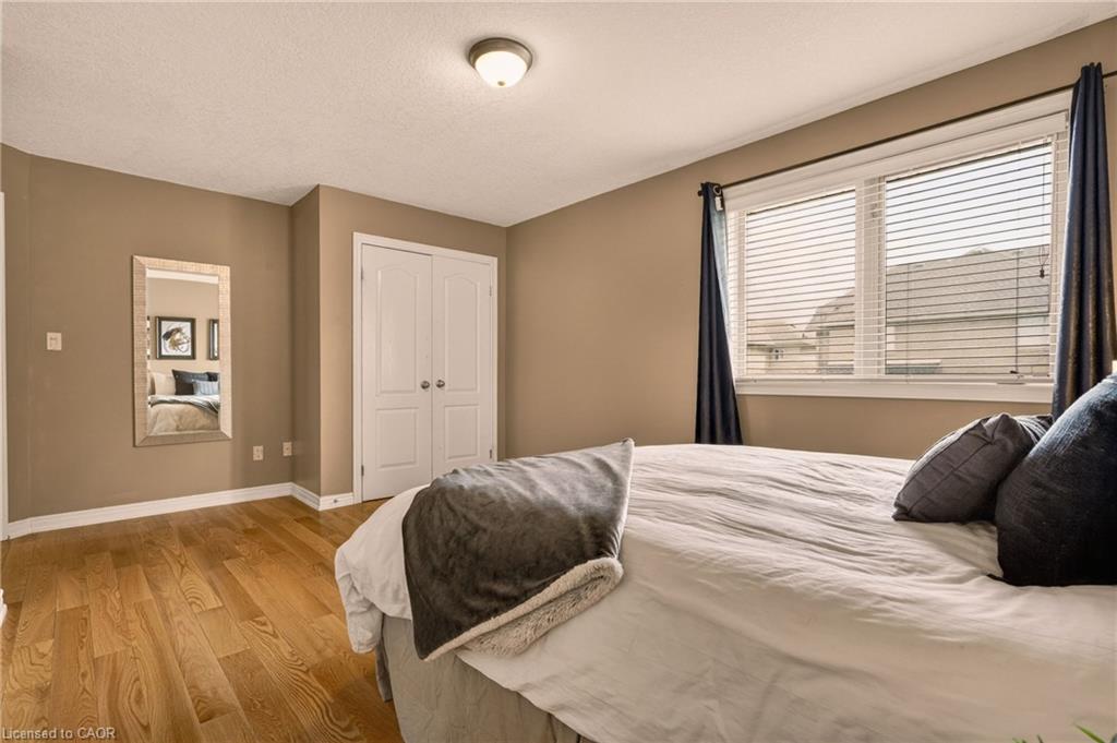 76 Moorland Crescent Property Photo 36