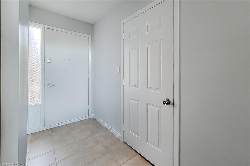 3-40 Summercrest Drive Property Photo 13