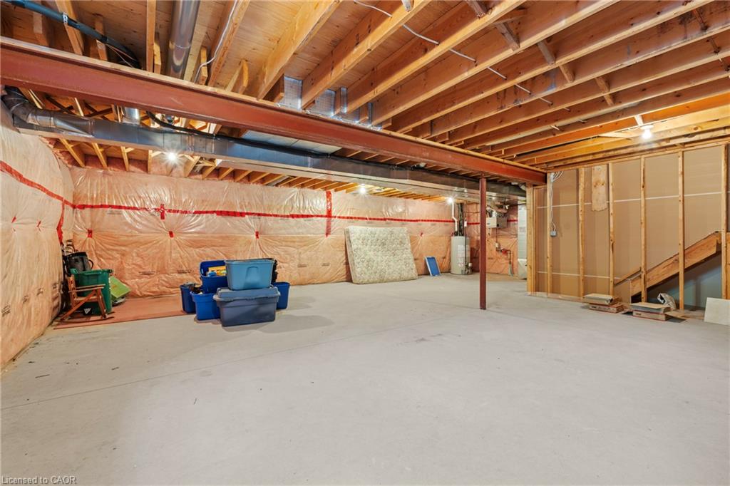 58 Videl Crescent N Property Photo 26