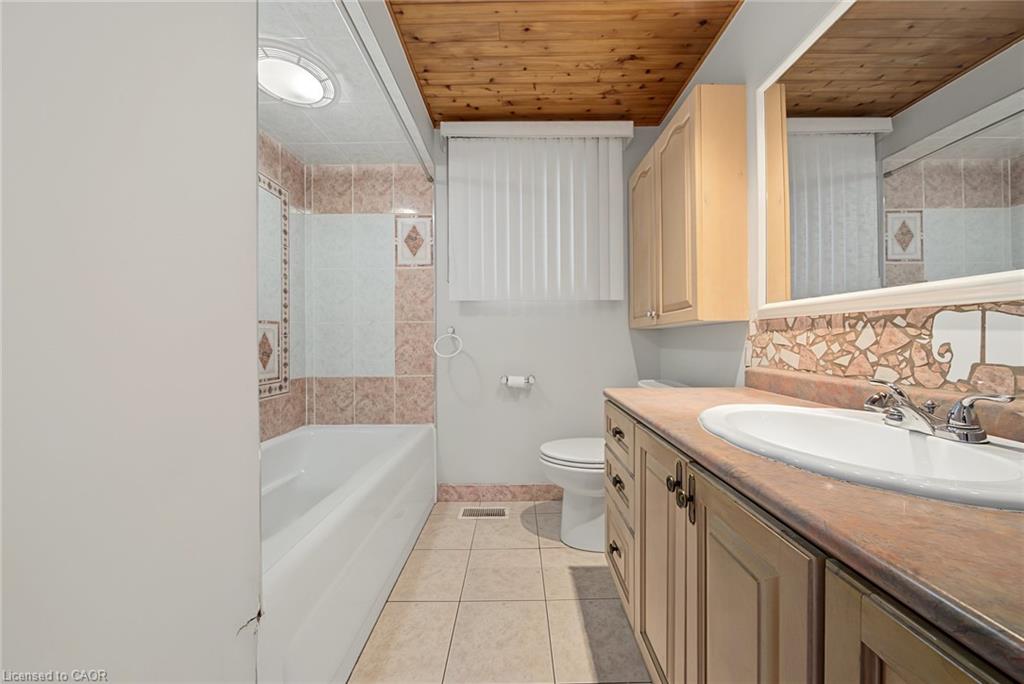 59 Aterno Drive Property Photo 15