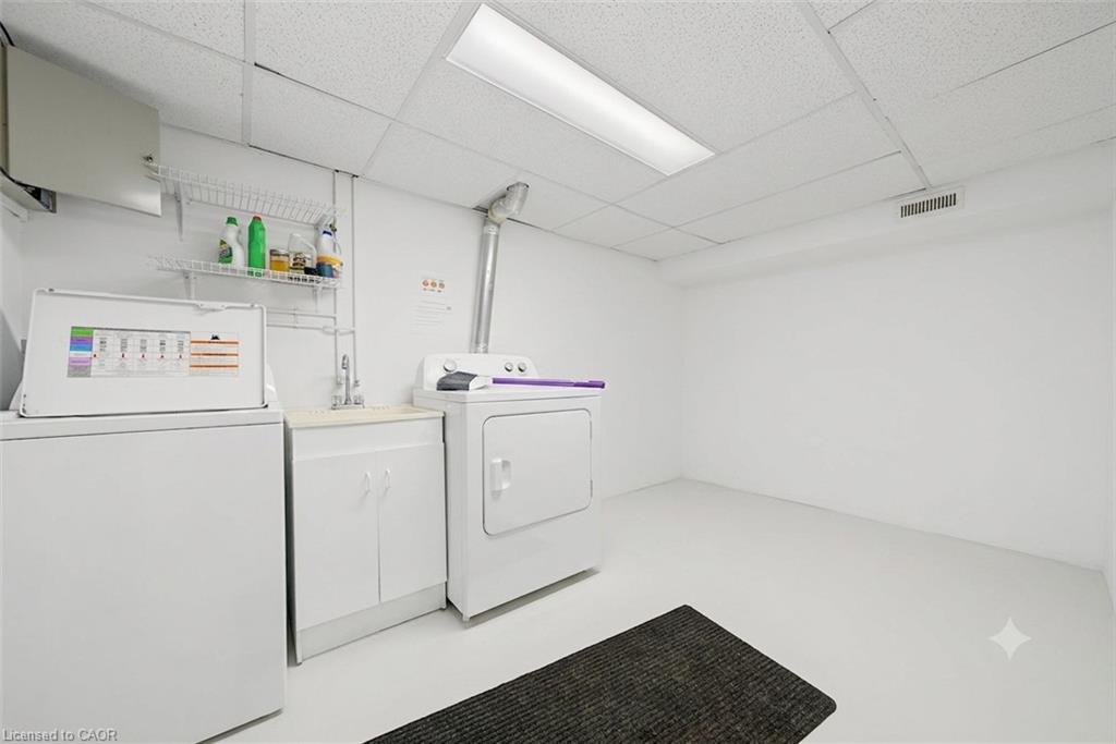 59 Aterno Drive Property Photo 16