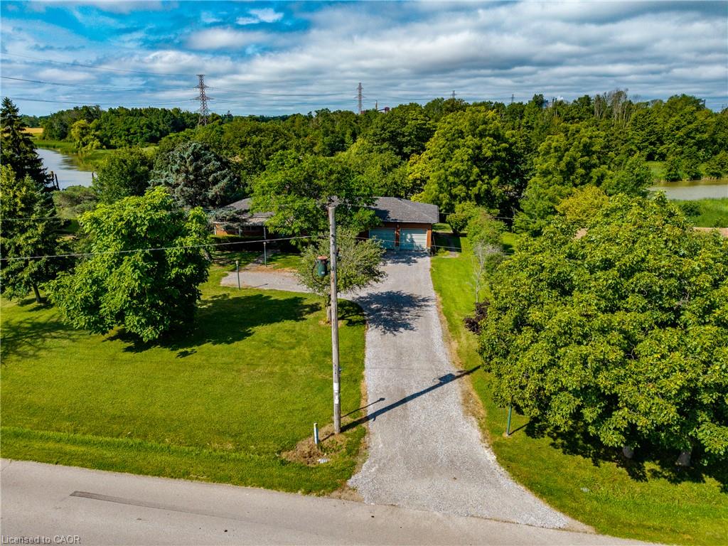 107 Erie Street Property Photo 4