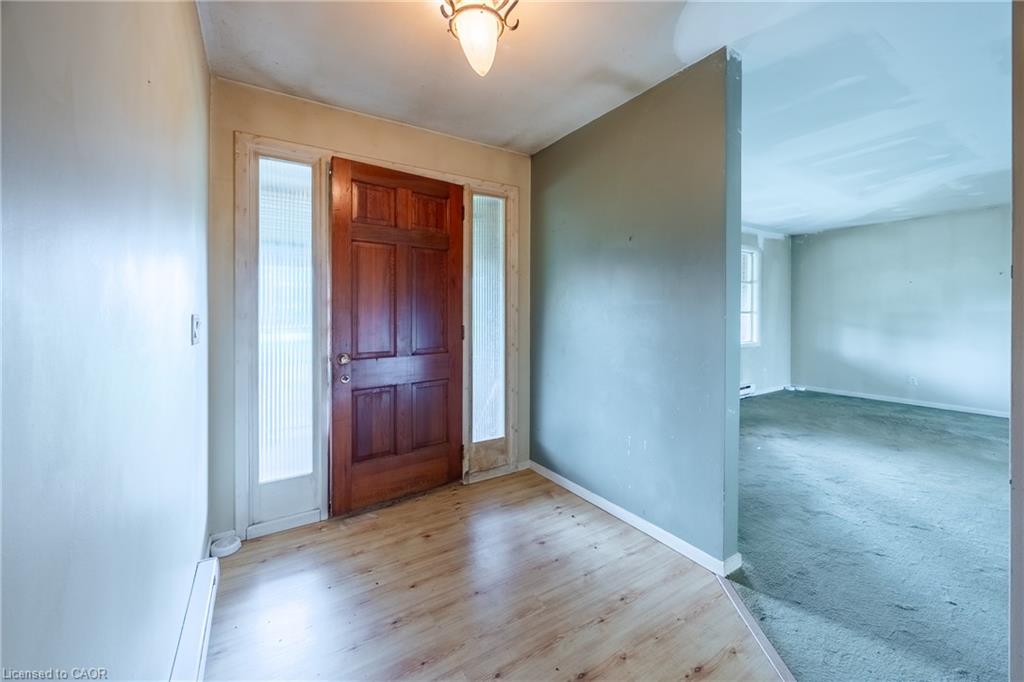 107 Erie Street Property Photo 9