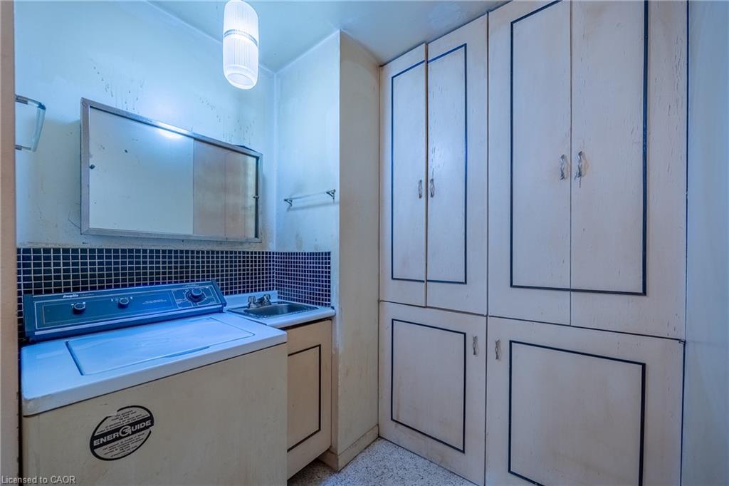 107 Erie Street Property Photo 18