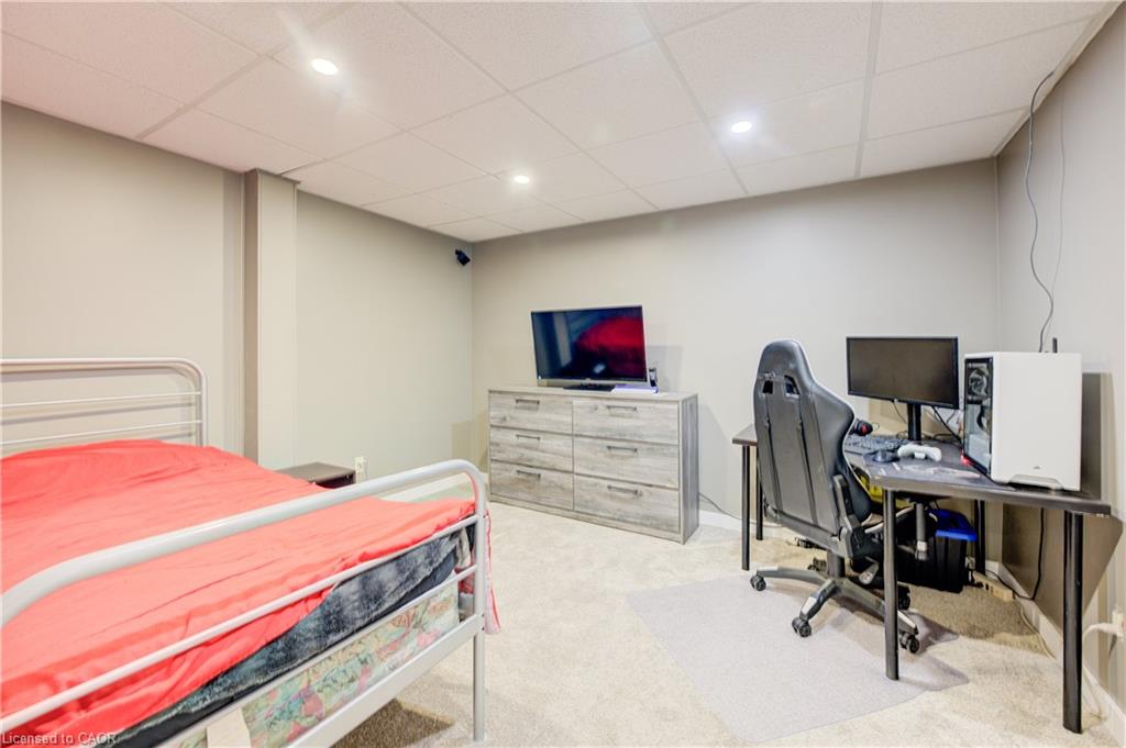 7664 Maltby Road E Property Photo 29