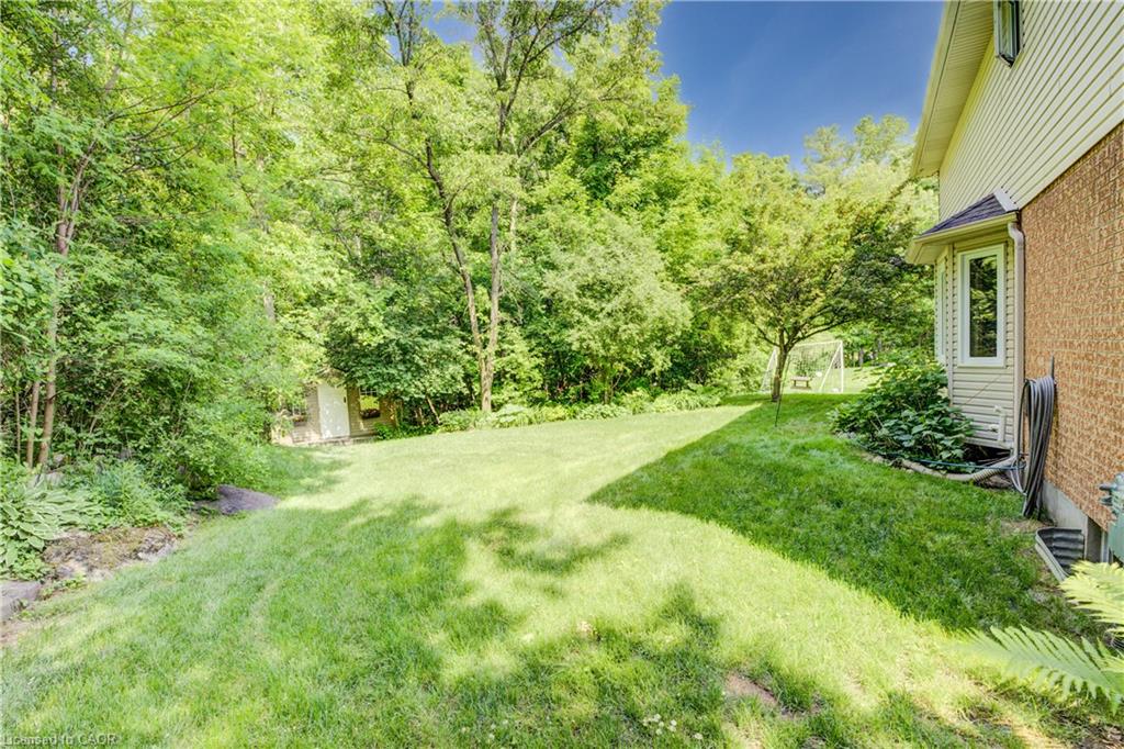 7664 Maltby Road E Property Photo 34
