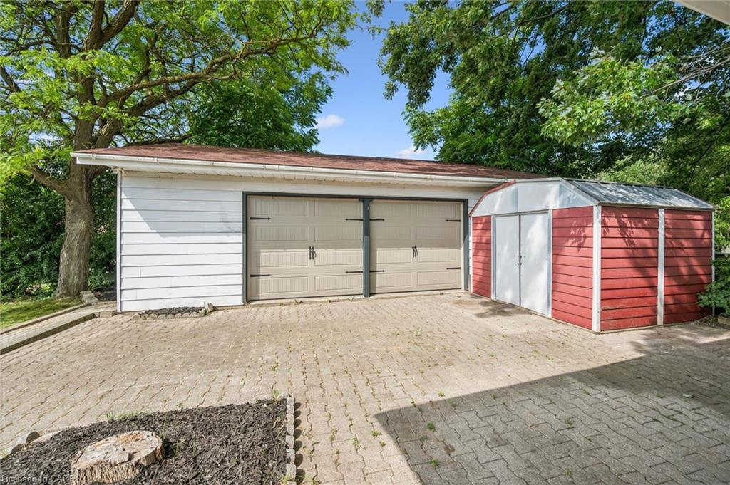 299 Dale Crescent Property Photo 37
