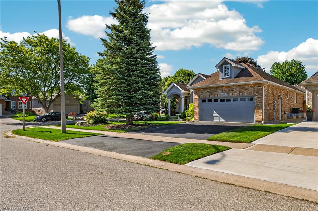 62 Varley Crescent Property Photo 3