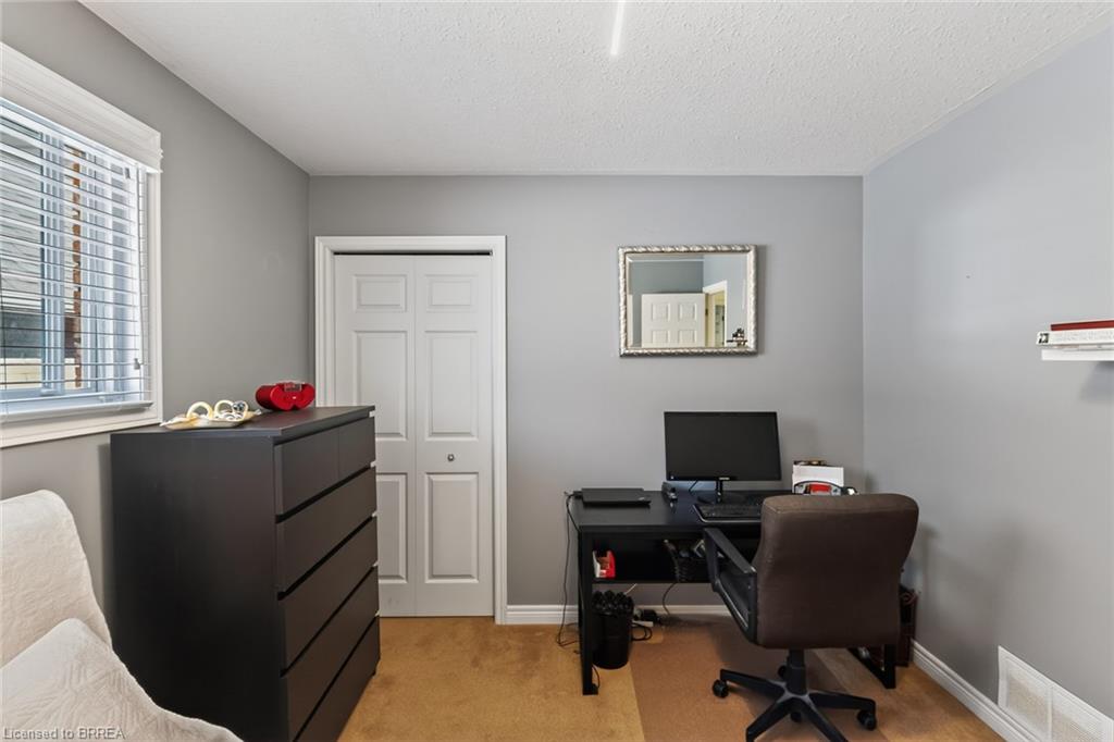62 Varley Crescent Property Photo 30