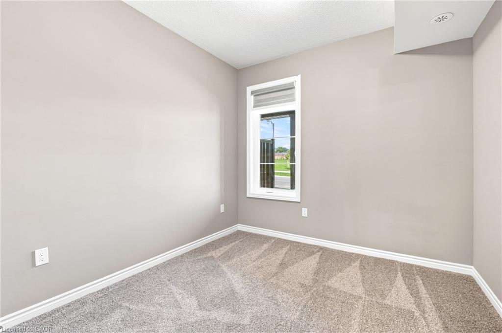 12 Wheat Lane Property Photo 22