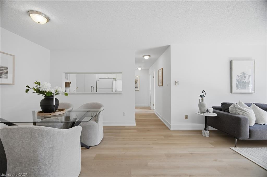 532-1450 Glen Abbey Gate Property Photo 1