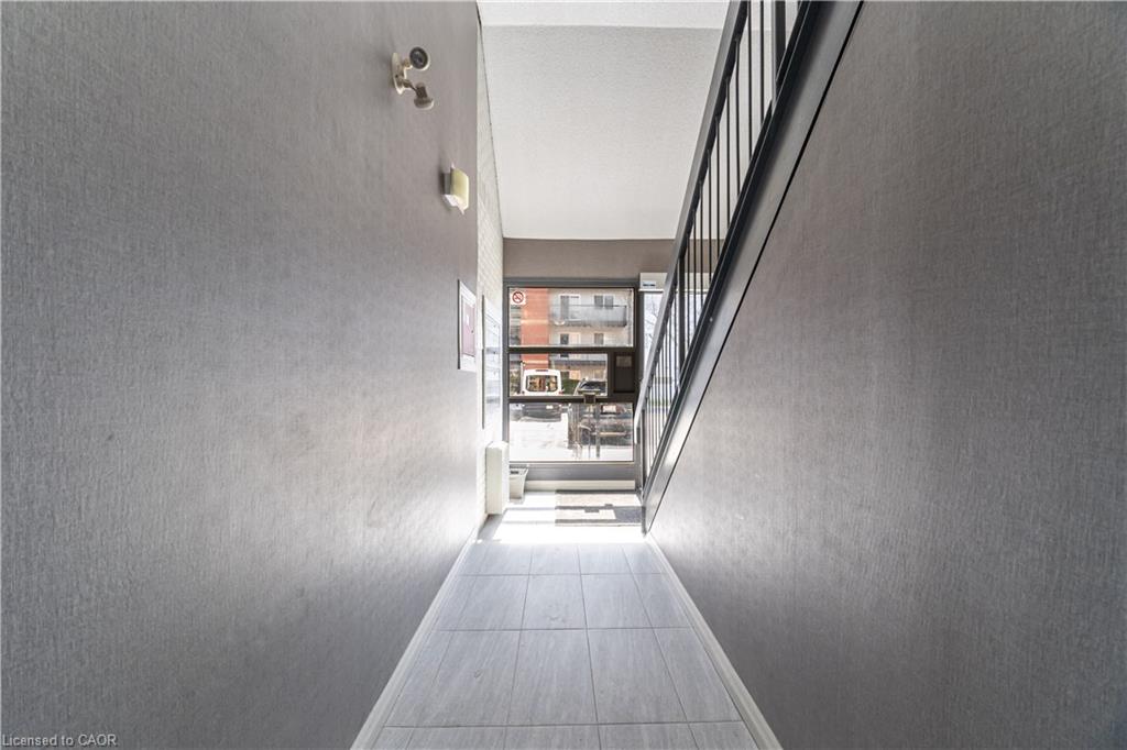 532-1450 Glen Abbey Gate Property Photo 33