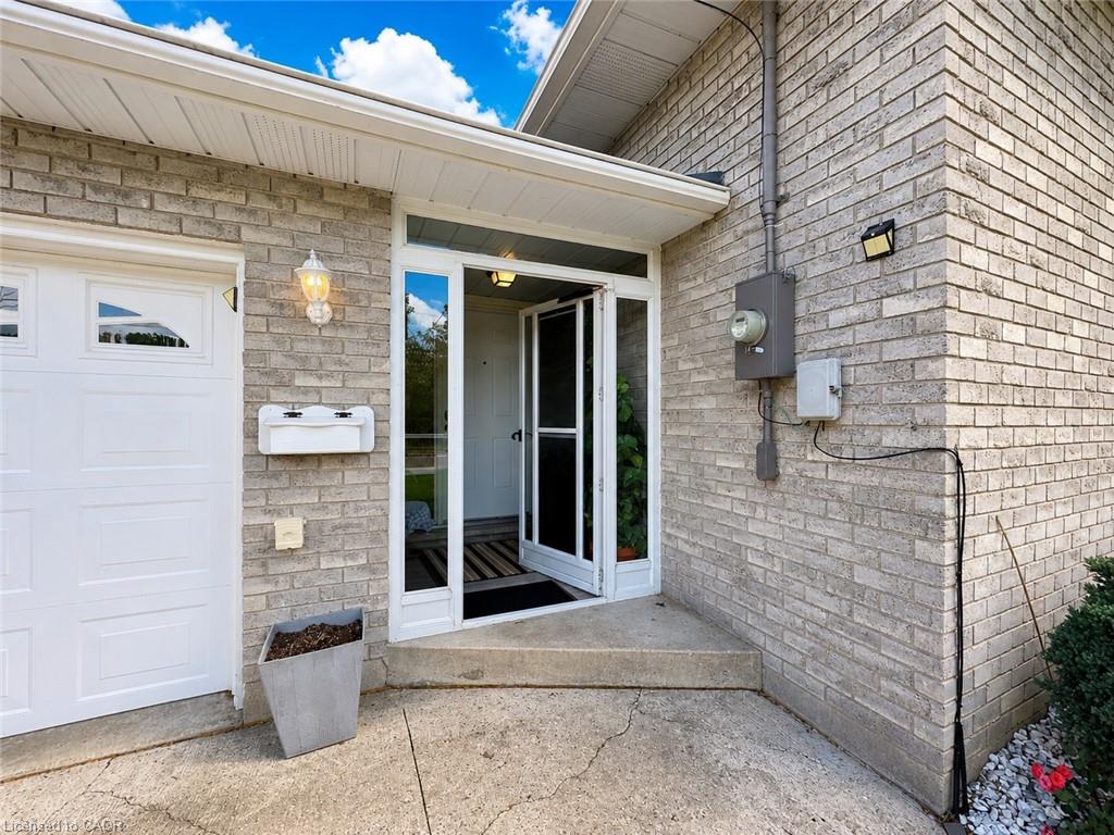 36 Oakhill Drive Property Photo 5
