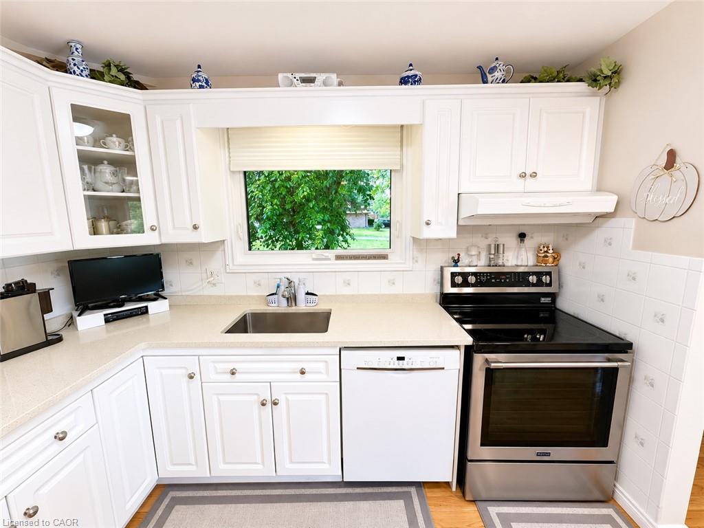 36 Oakhill Drive Property Photo 10