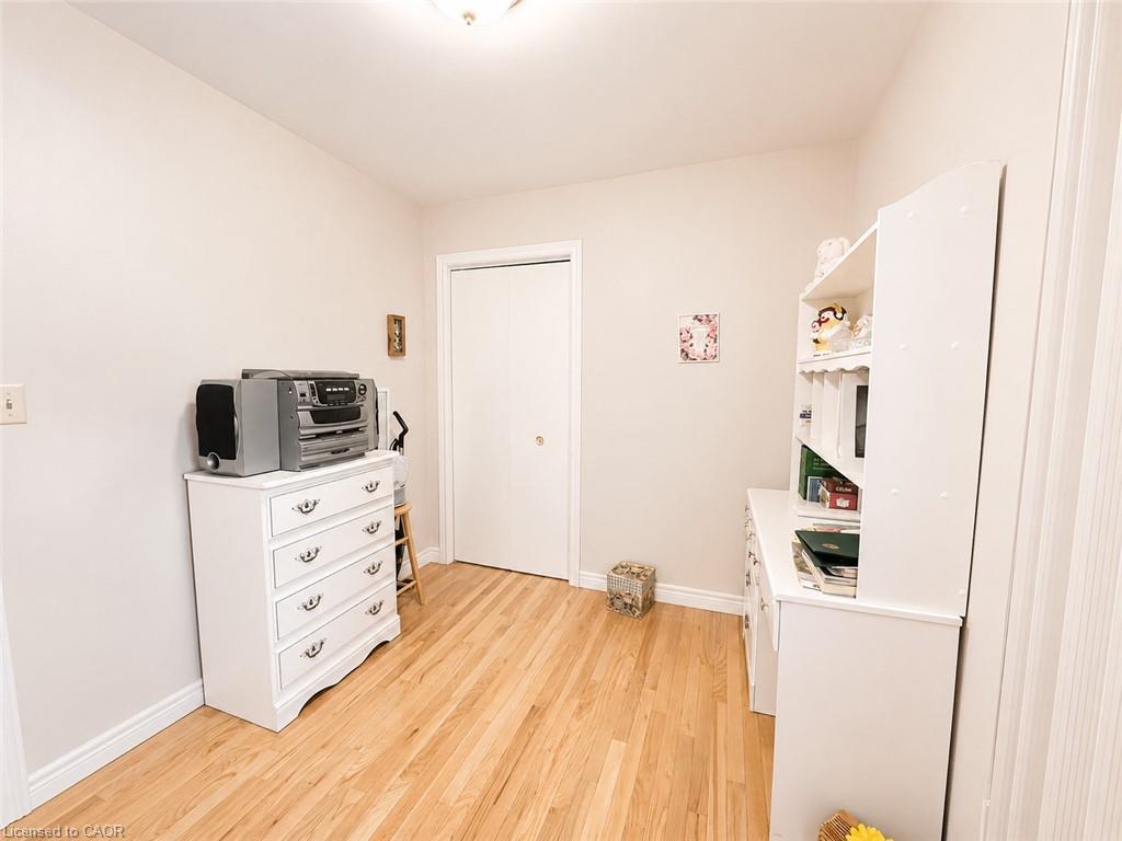 36 Oakhill Drive Property Photo 27
