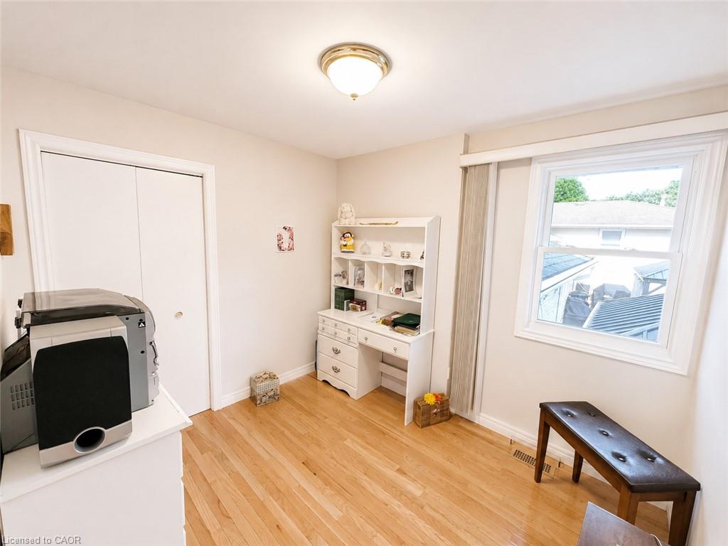 36 Oakhill Drive Property Photo 28