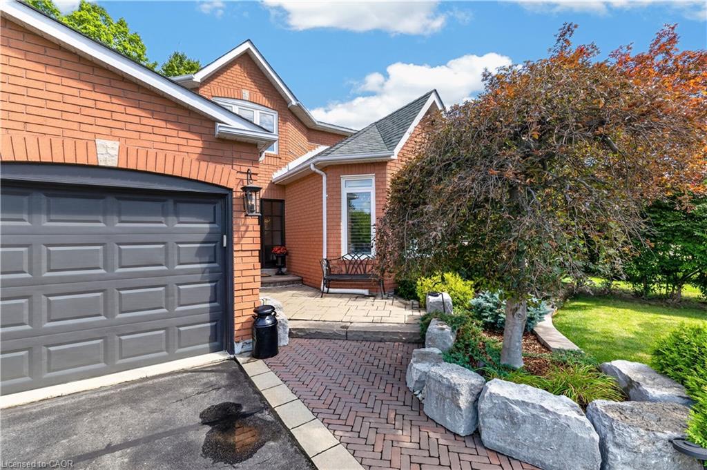 51 Gollop Crescent Property Photo 4