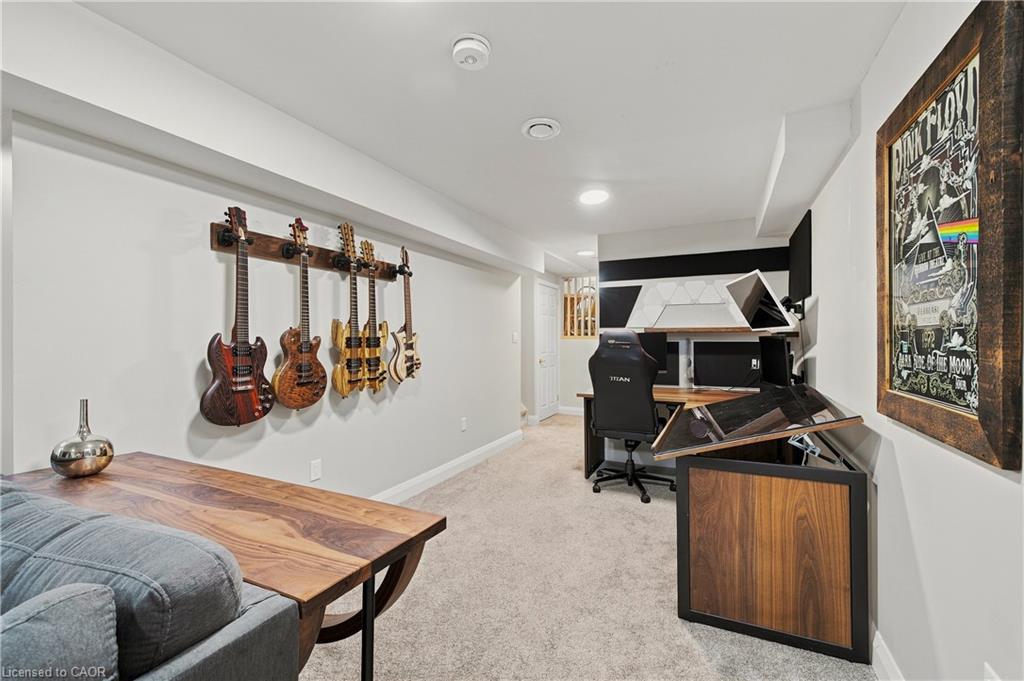 57 Wake Robin Drive Property Photo 23